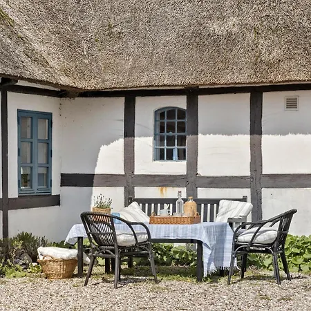 4 Bedroom Beautiful In Tranekaer