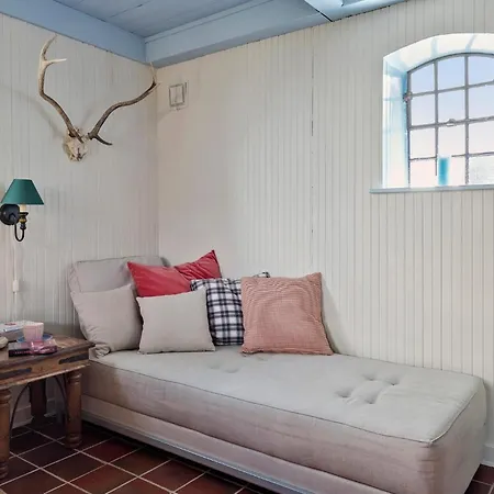 4 Bedroom Beautiful In