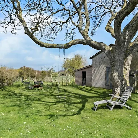 Holiday home 4 Bedroom Beautiful In Tranekaer