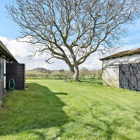 4 Bedroom Beautiful In
